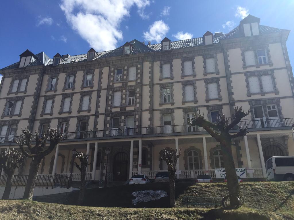 Helios 105 Wifi Et Terrasse Apartamento Barèges Exterior foto